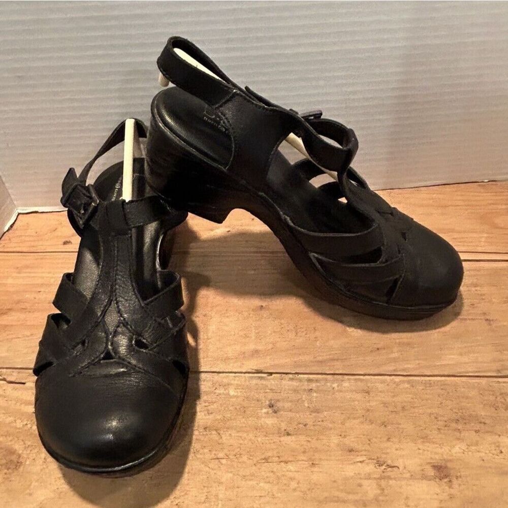 BOC B.O.C. Born Concept Sandals Black Leather Z08403 Size 7 M